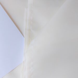 wela TEXTILNÍ SPRCHOVÝ ZÁVĚS SMETANOVÝ se závažím obšitý šířka x výška: 240 x 200